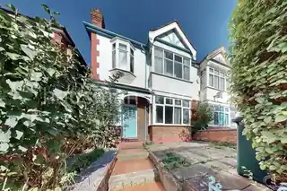 30 The Drive, photo 2