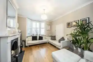 30 Victoria Road, photo 2