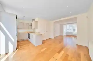 30 Woodford Place, photo 2