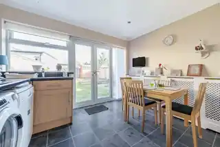 302 Bedonwell Road, photo 3