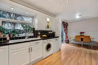 307 Porters Avenue, photo 3