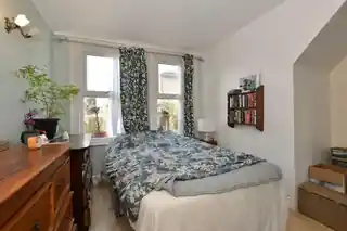 309 Chingford Road, photo 3