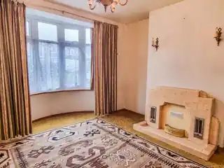 309 Colney Hatch Lane, photo 2