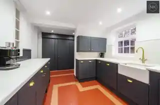 309 High Road, photo 3