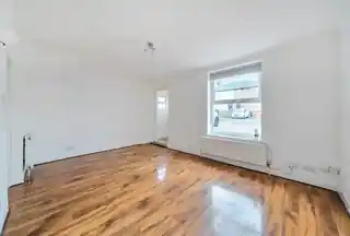 309 Peterborough Road, photo 3
