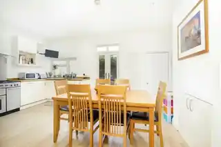 31 Castle Road, photo 3