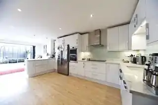 31 Derby Road, photo 2