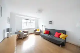 31 Florence Drive, photo 2