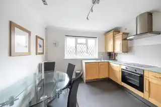 31 Florence Drive, photo 3
