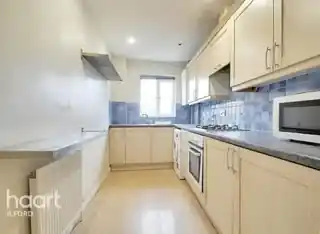 31 Friars Close, photo 3