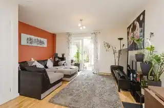 31 Gladstone Road, photo 2
