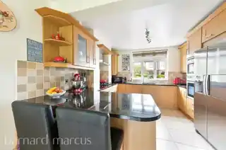 31 Grayham Road, photo 3