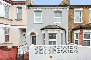 31 Hereward Road, photo 3