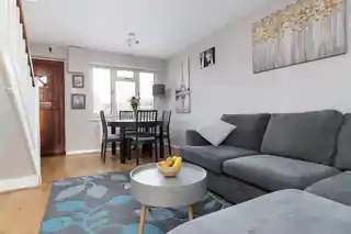 31 Huxley Close, photo 3