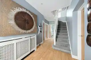 31 Kenley Walk, photo 3