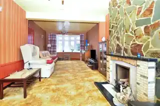 31 Latham Road, photo 2