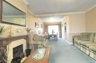 31 Layfield Crescent, photo 4