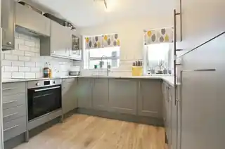 31 Lingwood Gardens, photo 4