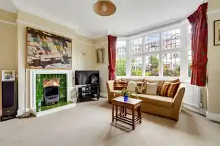 31 Loxley Road, photo 4