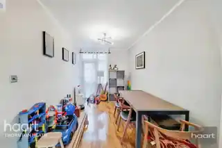 31 Maplethorpe Road, photo 4
