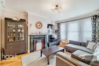 31 Maplethorpe Road, photo 2