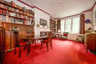 31 Milton Park, photo 2