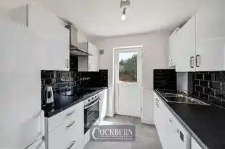 31 Model Farm Close, photo 4