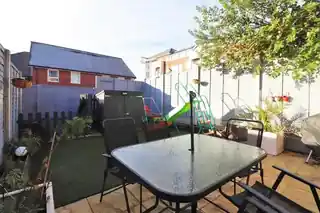 31 Morris Drive, photo 3