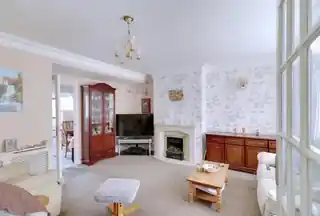 31 Mygrove Gardens, photo 2