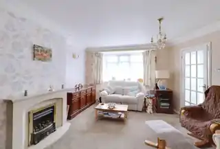 31 Mygrove Gardens, photo 3