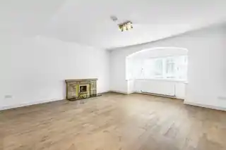 31 Rothesay Avenue, photo 4