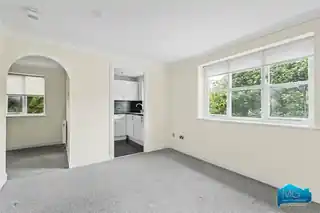 31 Stevenson Close, photo 3
