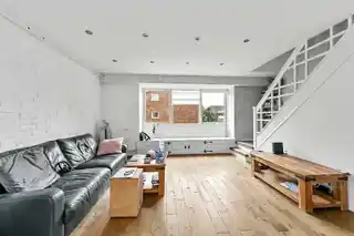 31 Stuart Road, photo 2