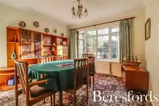 31 Tindall Close, photo 3