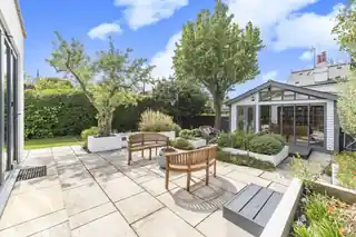31 Underhill Road, photo 2