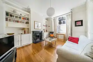 31 Waterlow Road, photo 2