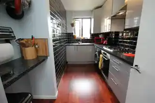 31 Waterman Way, photo 4