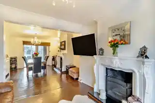 31 Wimborne Drive, photo 3