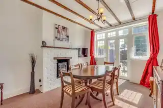 313 Halfway Street, photo 4