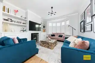 315 Firs Lane, photo 3