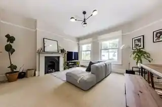 31A High Street, photo 2