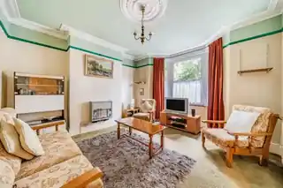 32 Alford Road, photo 2