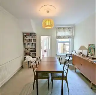 32 Belgrave Road, photo 4