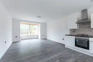 32 Bowen Drive, photo 3
