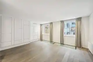 32 Cadogan Lane, photo 2