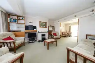 32 Edinburgh Drive, photo 2