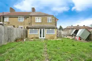 32 Farmstead Road, photo 2