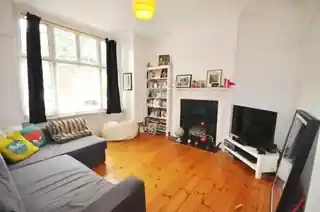 32 Fielding Road, photo 3