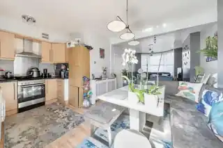 32 Green Lane, photo 4