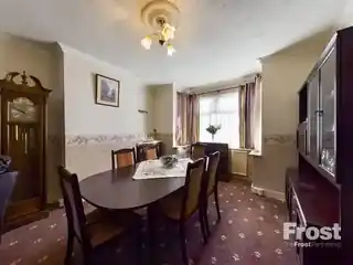 32 Helen Avenue, photo 4